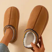 Cozy Solid Color Thick Sole Women's Slippers - Lightweight, Warm & Anti-Slip for Ultimate Comfort